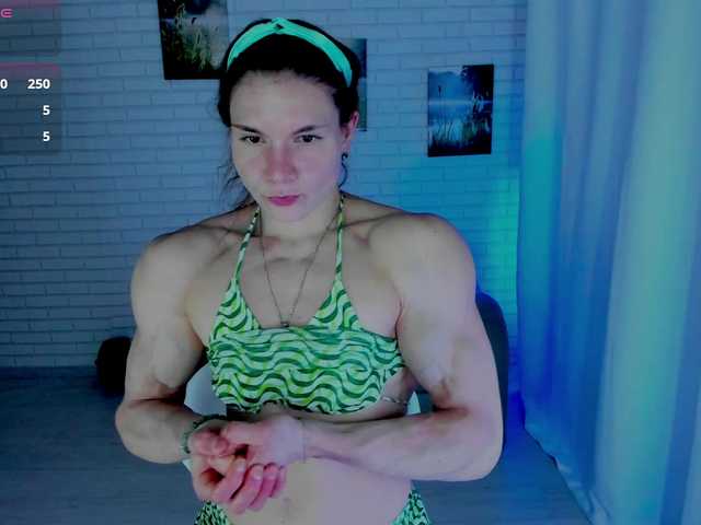 Lisa-Ray live cam on BongaCams