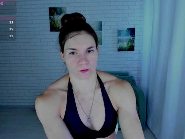 Lisa-Ray live webcam show