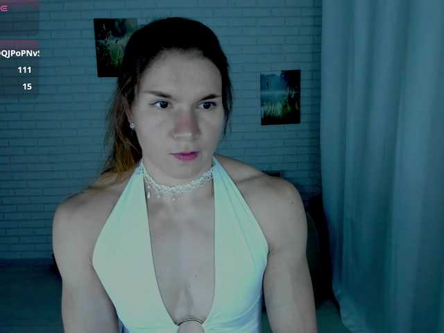 Lisa-Ray — live female cam