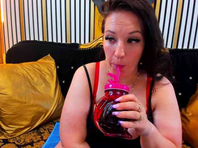 VanessaSquirt webcam