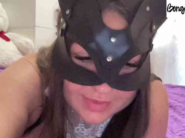 SweetStrawberry1 webcam