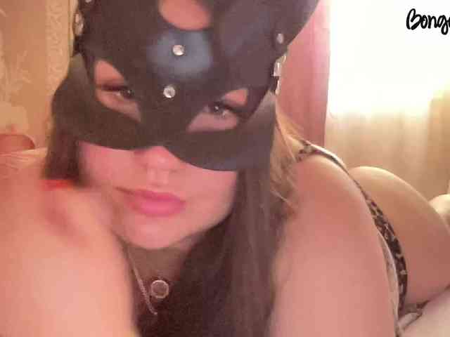 SweetStrawberry1 webcam