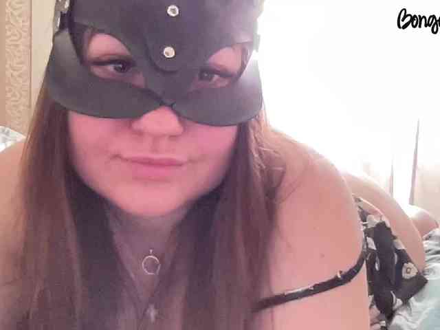 SweetStrawberry1 webcam