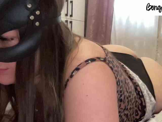 SweetStrawberry1 webcam