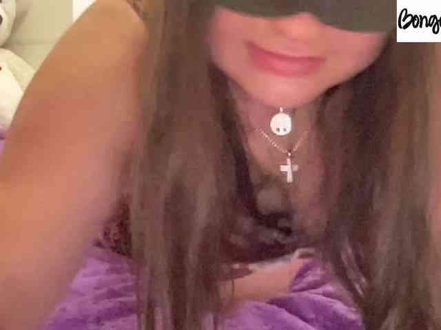 SweetStrawberry1 webcam