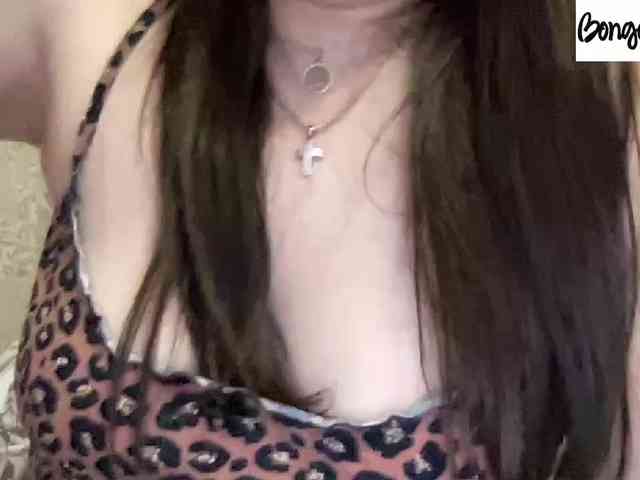 SweetStrawberry1 webcam