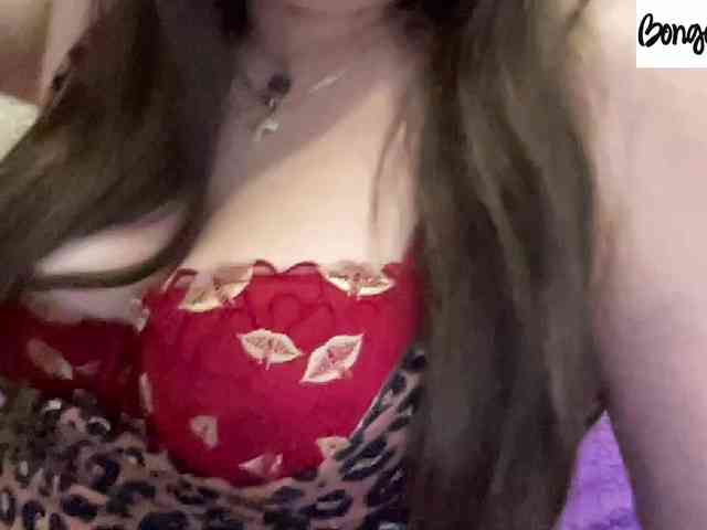 SweetStrawberry1 webcam