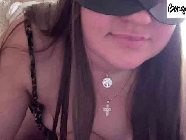 SweetStrawberry1 webcam