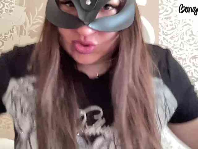 SweetStrawberry1 webcam