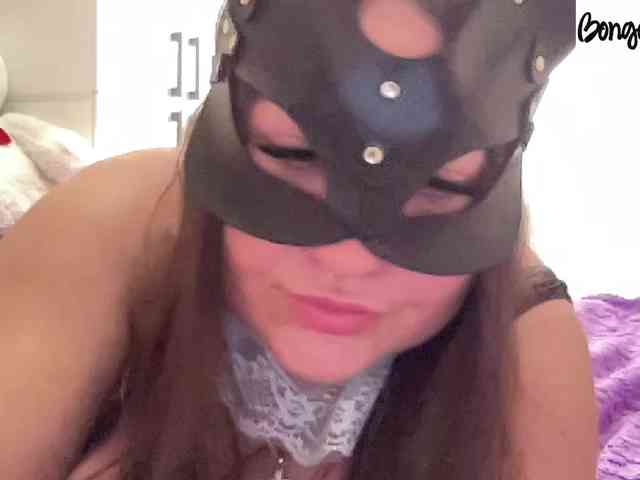 SweetStrawberry1 webcam