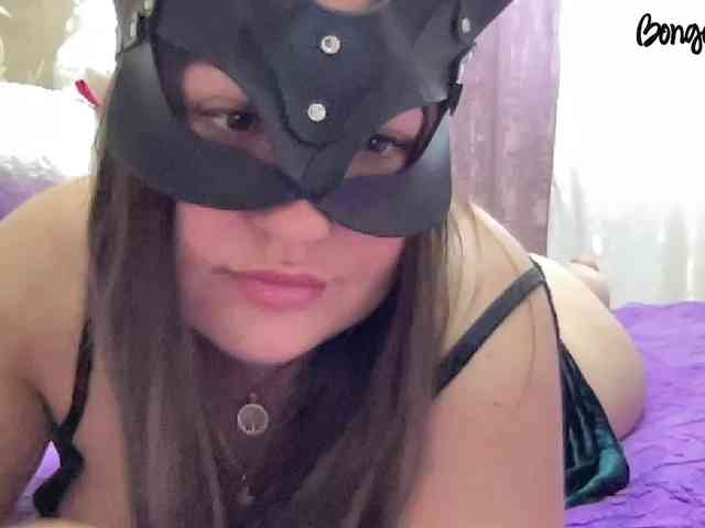 SweetStrawberry1 webcam