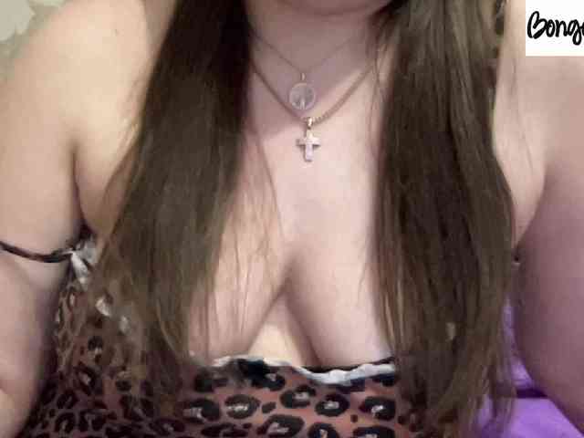 SweetStrawberry1 webcam