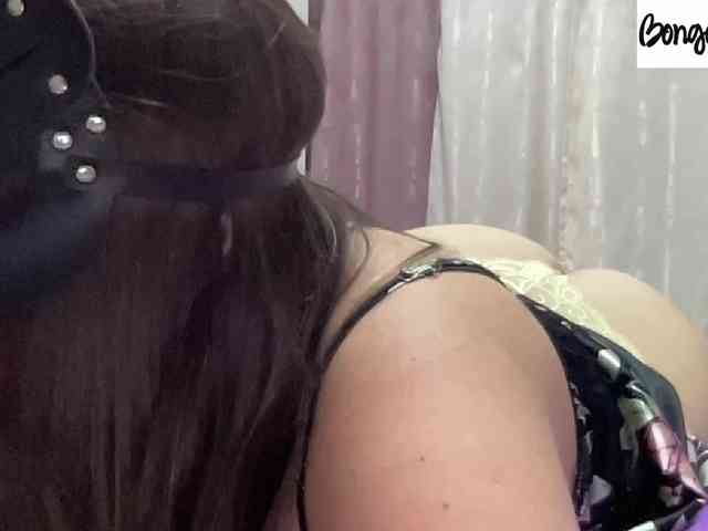 SweetStrawberry1 webcam