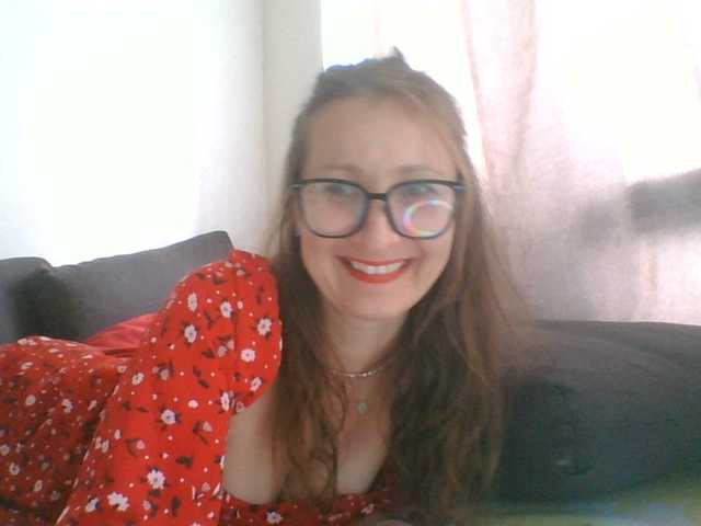 Yulia777 live cam on BongaCams