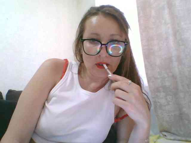 Yuliya333 webcam