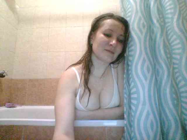 Yuliya333 webcam