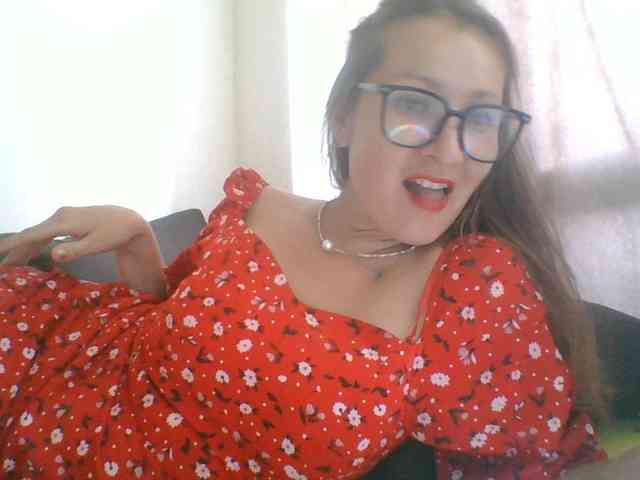 Yuliya333 webcam