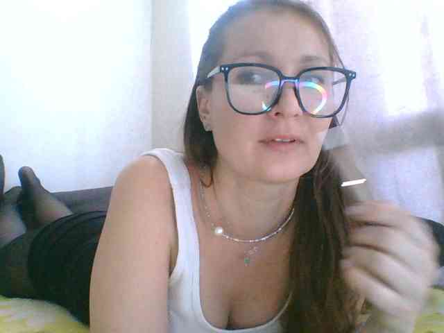 Yuliya333 webcam