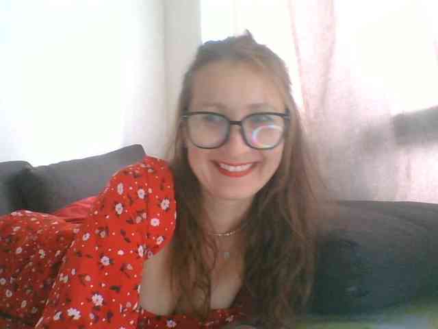 Yuliya333 webcam