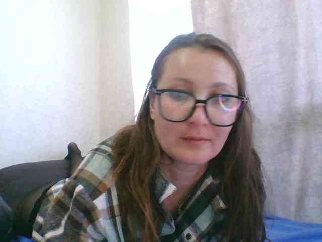 Yuliya333 webcam