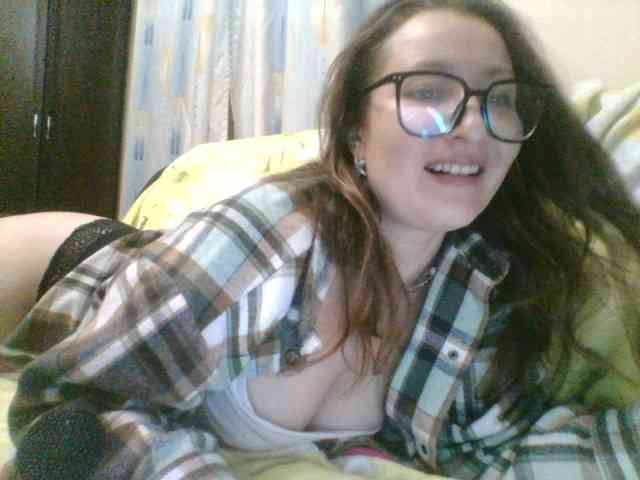 Yulia777 Live Webcam on BongaCams