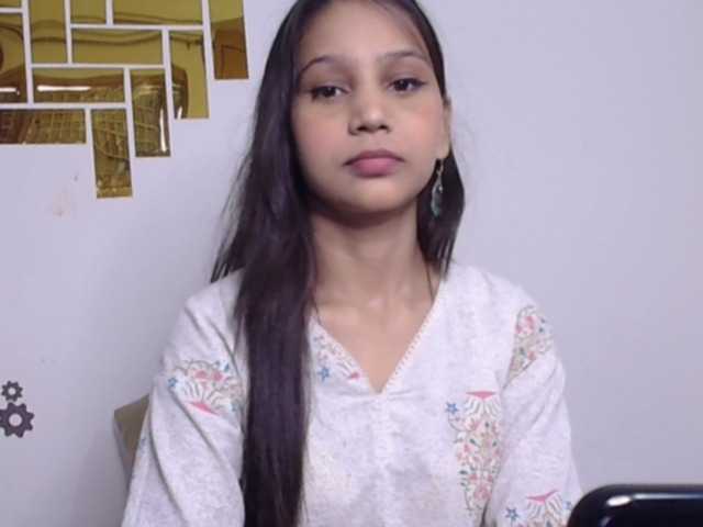 Yashika live webcam show