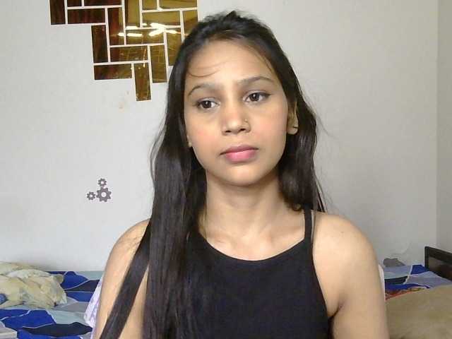 Yashika live webcam show