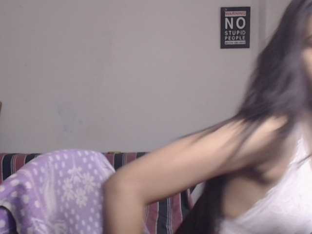Yashika live cam on BongaCams