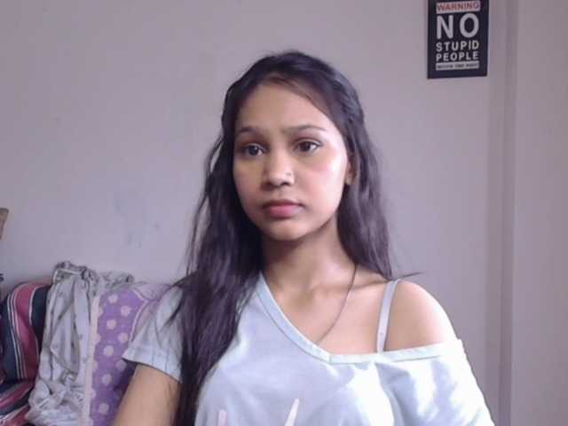 Yashika live cam on BongaCams