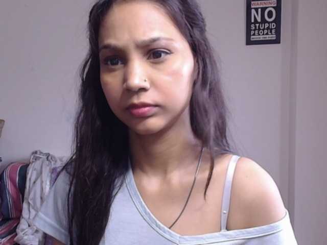 Yashika live cam on BongaCams
