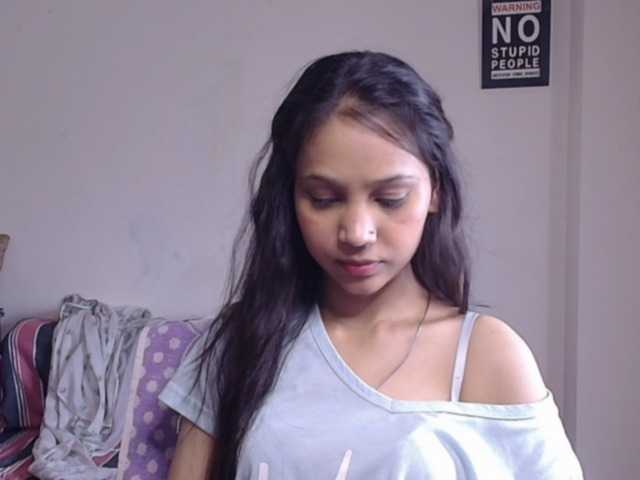 Yashika live cam on BongaCams