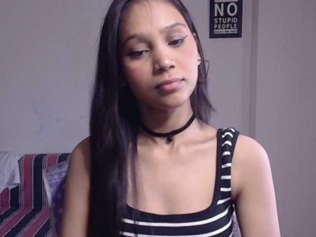 Yashika live webcam show