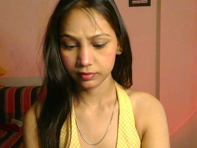Yashika live cam on BongaCams