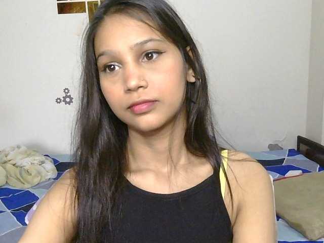 Yashika live webcam show