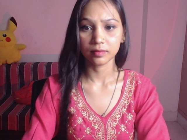 Yashika live cam on BongaCams