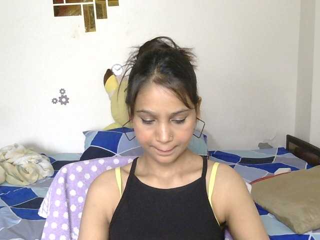 Yashika live webcam show