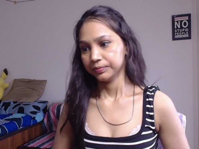 Yashika live cam on BongaCams