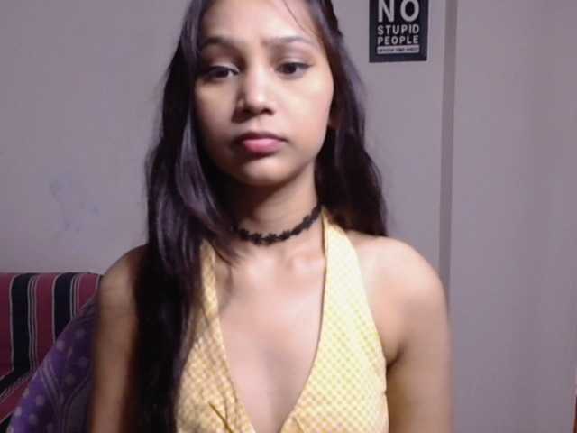 Yashika live webcam show