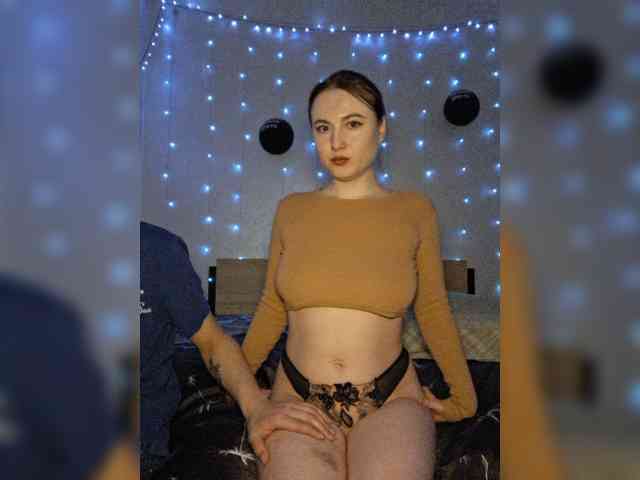 -Molly webcam
