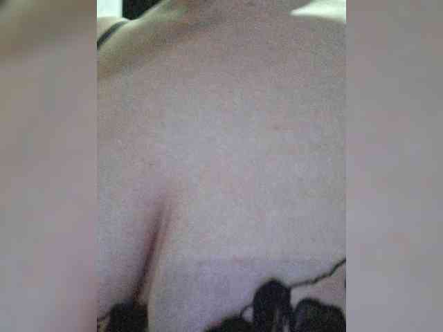 -Molly webcam