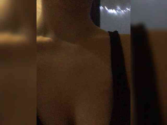 -Molly webcam