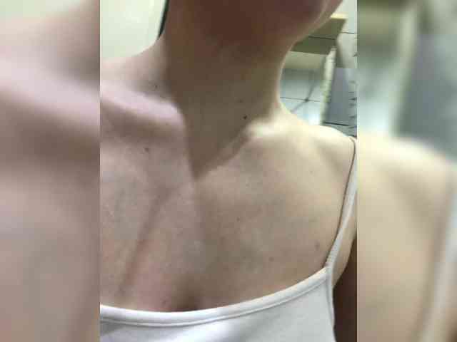 -Molly webcam