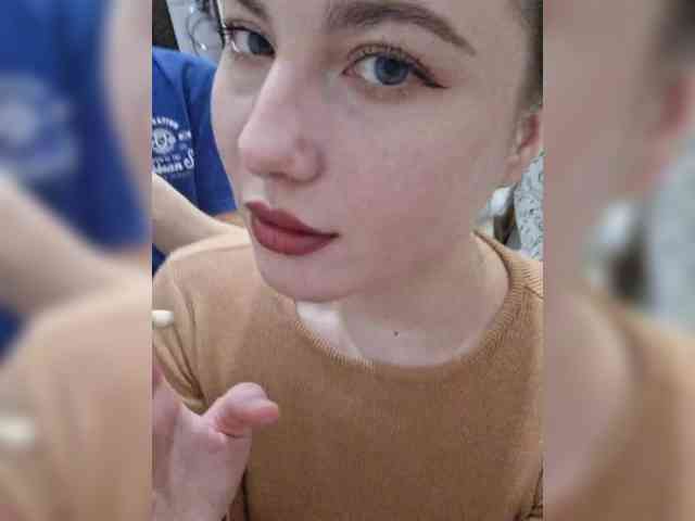 -Molly webcam