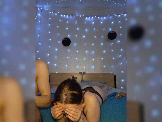 -Molly webcam
