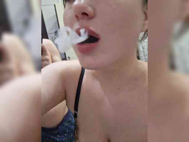 -Molly webcam