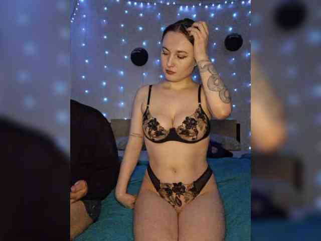 -Sexy-Couple Live Webcam on BongaCams