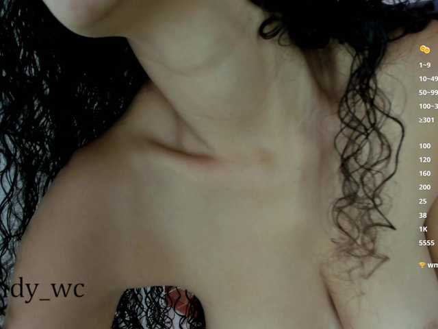 le modèle yendy-wc est en webcam porno dans un show sur le site bongacams, il possède les tags suivants: Latino/Hispanic,Brunette,Trimmed