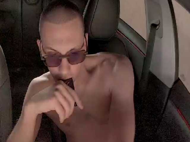 DreamsCouple live cam on BongaCams