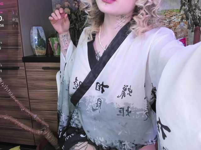 goth-bimbo's BongaCams show and profile