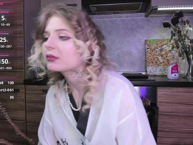 goth-bimbo's BongaCams show and profile